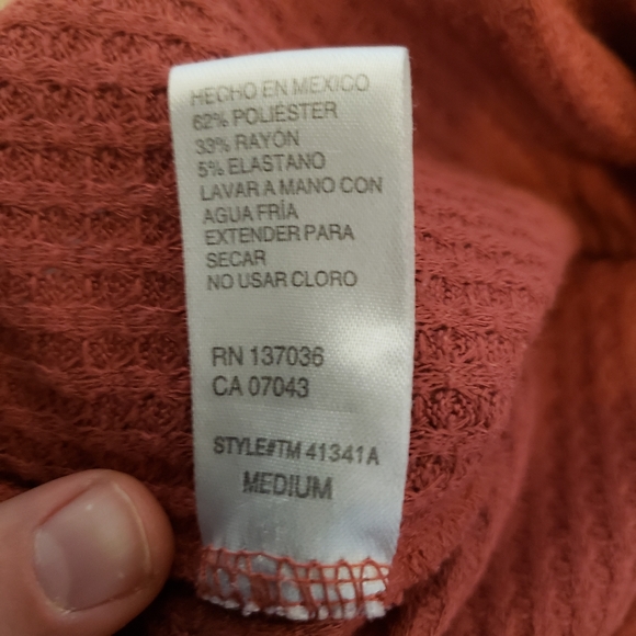 Paper Crane Medium tie front waffle knit shirt - Picture 5 of 5